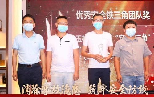 模范生 在线观看,在线观看,青春风采绽放 第3张 模范生 在线观看,在线观看,青春风采绽放 第3张